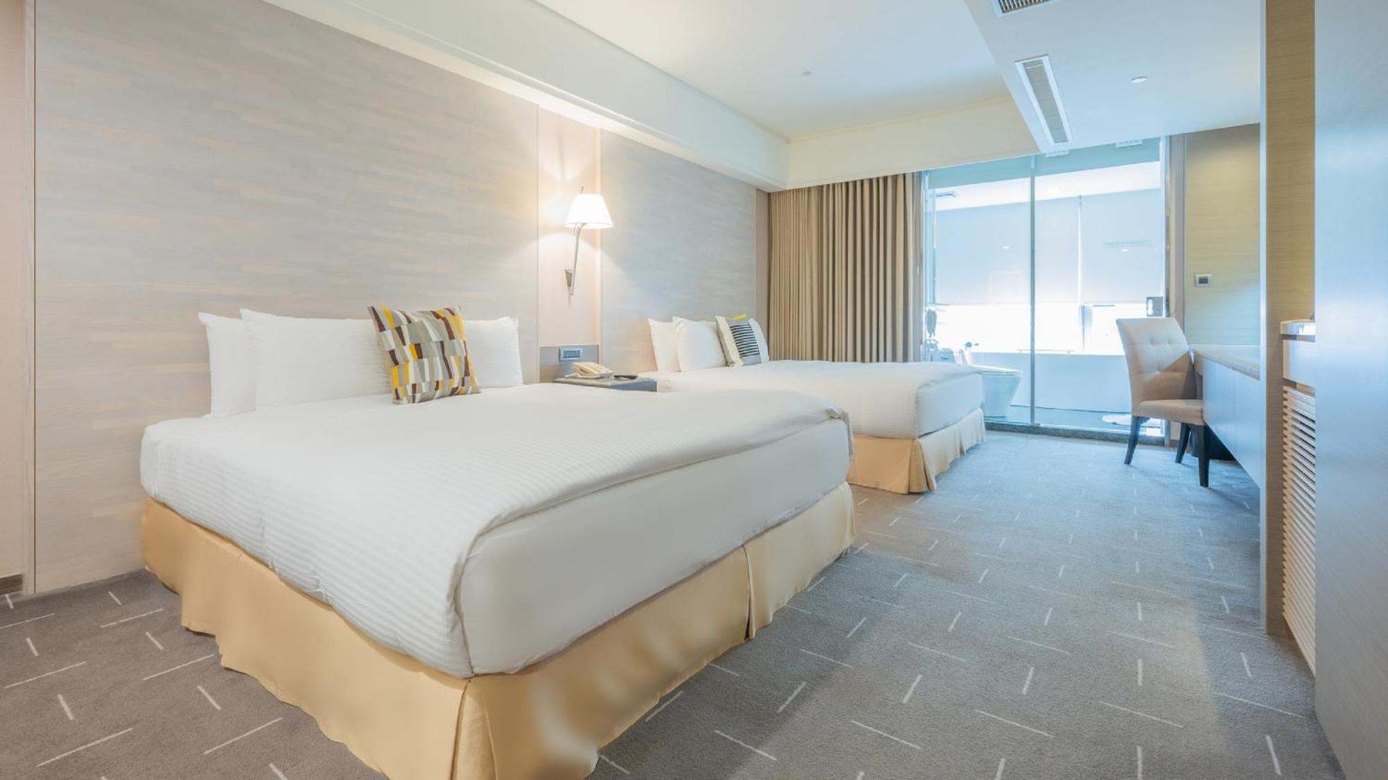 Check Inn Select Taichung Dadun Ngoại thất bức ảnh