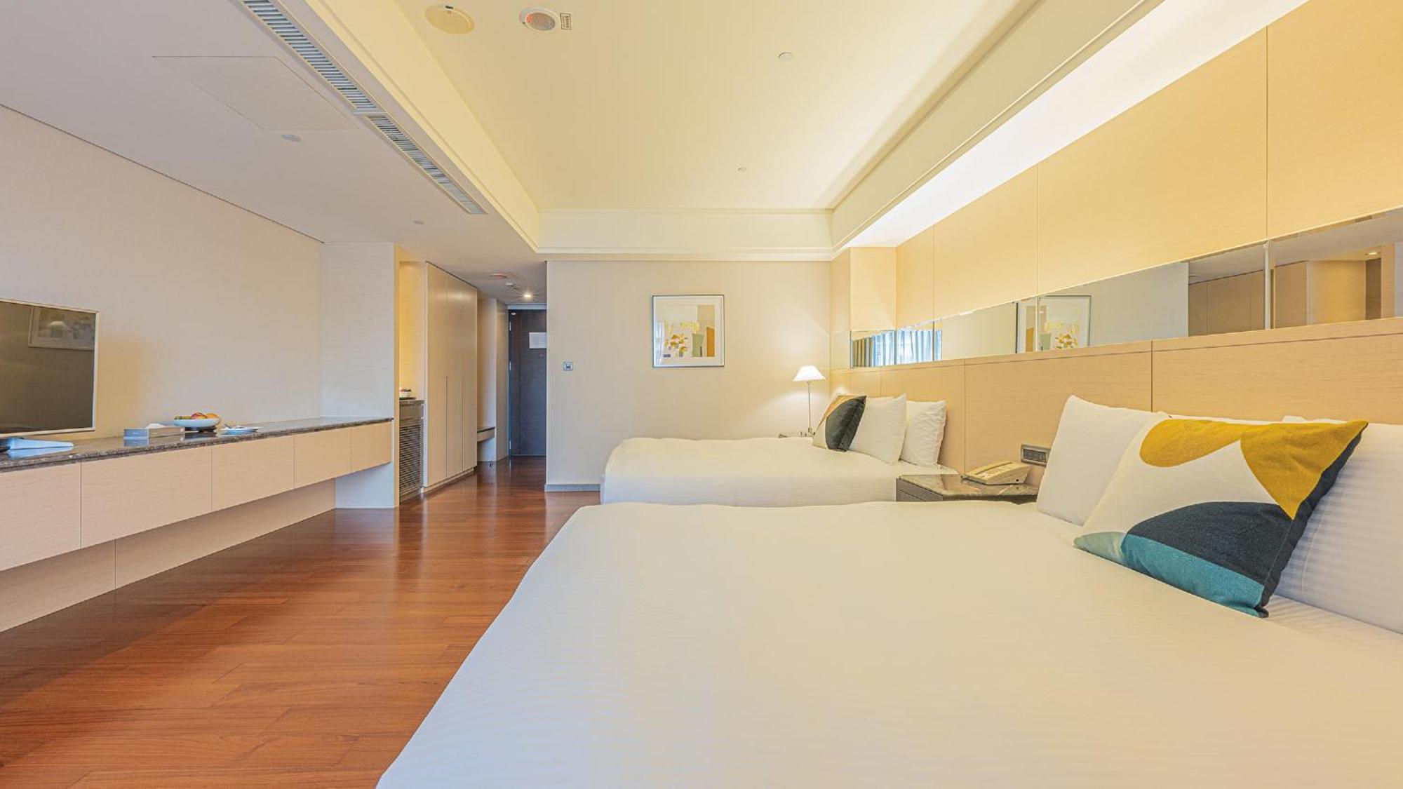 Check Inn Select Taichung Dadun Ngoại thất bức ảnh